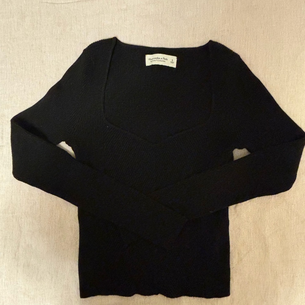 Abercrombie black Women's Sweater